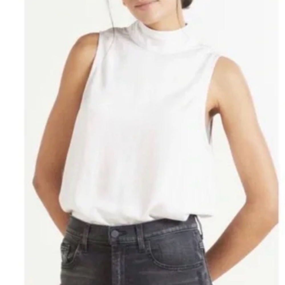 Cloth & Stone Sleeveless Blouse
